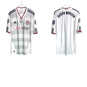 Bayern M�nchen 2010/11 - L